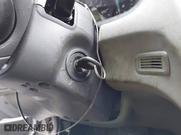 2001 Honda Accord EX с VIN 1HGCG16561A008313, выставлен на аукционе IAAI как лот 42939873 с пробегом Не указан миль и . История ставок и продаж доступна на DreamBid. Изображение 11.