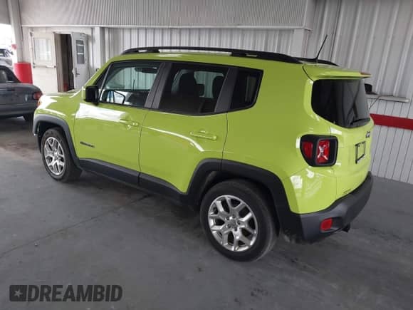 2018 Jeep Renegade Latitude with VIN ZACCJABBXJPH21386, listed as a IAAI auction lot 43027227 with 17,531 mi miles and . Bid and sale history available at DreamBid. Image 3.