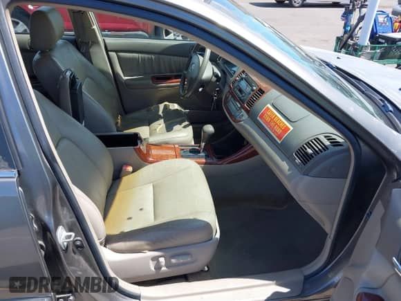2004 Toyota Camry LE with VIN 4T1BE32K24U864455, listed as a IAAI auction lot 42496214 with 159,100 mi miles and . Bid and sale history available at DreamBid. Image 5.