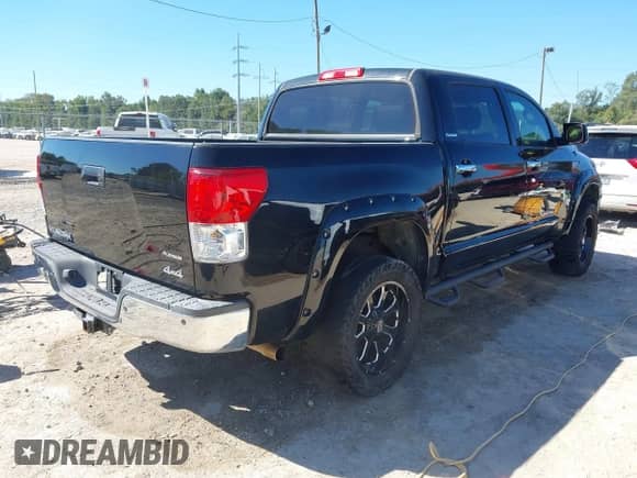 2013 Toyota Tundra Limited с VIN 5TFHW5F18DX298812, выставлен на аукционе IAAI как лот 43409834 с пробегом 304 727 миль миль и . История ставок и продаж доступна на DreamBid. Изображение 4.