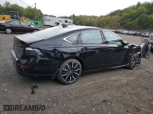 2025 Honda Accord Touring с VIN 1HGCY2F85SA009645, выставлен на аукционе Copart как лот 81458115 с пробегом 3 253 миль миль и Списание • Salvage title. История ставок и продаж доступна на DreamBid. Изображение 3.