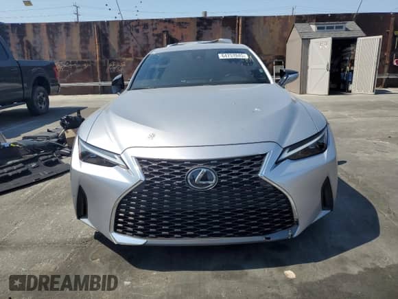 2022 Lexus IS 300 z VIN JTHAA1D26N5119540, wystawiony jako Copart lot #64757845 z przebiegiem 49 182 mil mil oraz Szkoda całkowita • Salvage title. Historia ofert i sprzedaży dostępna na DreamBid. Obrazek 5.