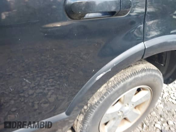 2003 Ford Explorer with VIN 1FMZU65K33UC42721, listed as a IAAI auction lot 42485600 with 196,235 mi miles and . Bid and sale history available at DreamBid. Image 6.