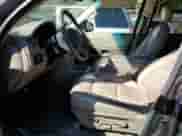 2005 Ford Explorer XLT с VIN 1FMDU73E05UA74827, выставлен на аукционе Copart как лот 87035845 с пробегом Не указан миль и Списание • Salvage title. История ставок и продаж доступна на DreamBid. Изображение 7.