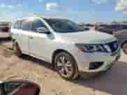 2017 Nissan Pathfinder SV with VIN 5N1DR2MN3HC912328, listed as a Copart auction lot 81646675 with 110,675 mi miles and Salvage title. Bid and sale history available at DreamBid. Image 4.