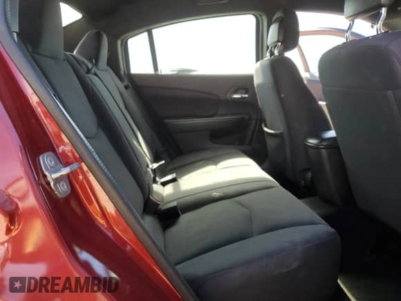2014 Chrysler 200 LX с VIN 1C3CCBAB3EN208744, выставлен на аукционе Copart как лот 69852345 с пробегом 181 703 миль миль и Чистый • Clean title. История ставок и продаж доступна на DreamBid. Изображение 10.