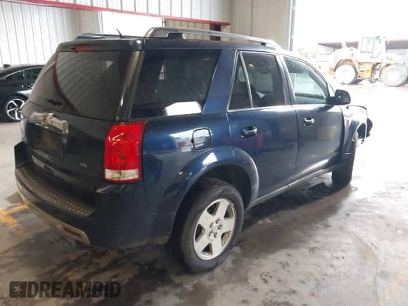2007 Saturn VUE V6 with VIN 5GZCZ53407S822275, listed as a IAAI auction lot 42690334 with 210,562 mi miles and . Bid and sale history available at DreamBid. Image 4.