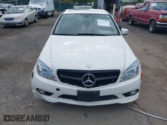 2010 Mercedes-Benz C 300 Sport с VIN WDDGF8BB9AF485480, выставлен на аукционе IAAI как лот 43319384 с пробегом 181 346 миль миль и . История ставок и продаж доступна на DreamBid. Изображение 13.