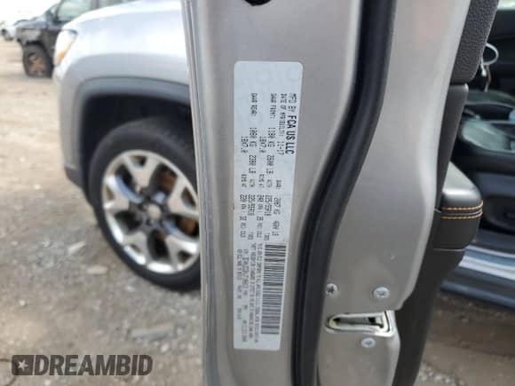 2018 Jeep Compass Limited с VIN 3C4NJDCBXJT190613, выставлен на аукционе Copart как лот 71236625 с пробегом Не указан миль и Списание • Salvage title. История ставок и продаж доступна на DreamBid. Изображение 13.