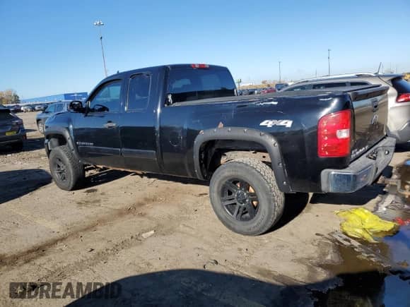 2007 Chevrolet Silverado 1500 1LT z VIN 1GCEK19037Z629203, wystawiony jako Copart lot #90265995 z przebiegiem 206 773 mil mil oraz Czysty tytuł • Clean title. Historia ofert i sprzedaży dostępna na DreamBid. Obrazek 2.