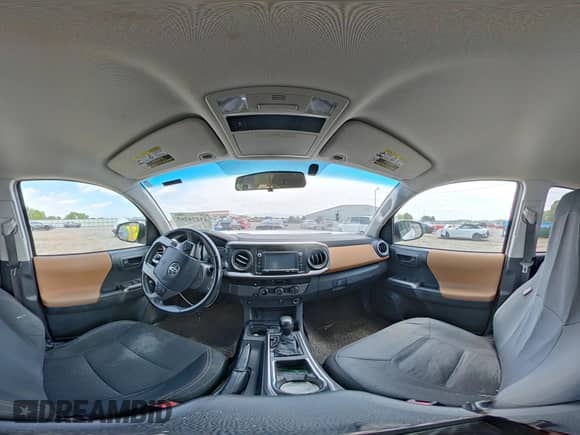 2016 Toyota Tacoma SR5 с VIN 5TFAX5GN9GX070712, выставлен на аукционе IAAI как лот 42274265 с пробегом 175 258 миль миль и . История ставок и продаж доступна на DreamBid. Изображение 18.