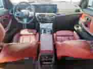 2023 BMW 3 Series 330e xDrive z VIN 3MW39FS06P8D01761, wystawiony jako Copart lot #61768835 z przebiegiem 63 737 mil mil oraz Szkoda całkowita • Salvage title. Historia ofert i sprzedaży dostępna na DreamBid. Obrazek 8.