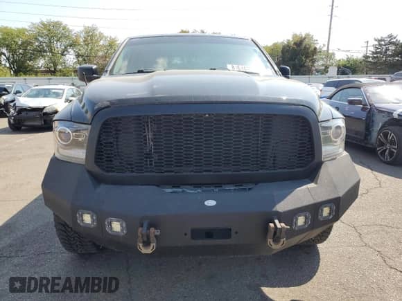 2014 Ram 1500 Express with VIN 1C6RR7KT9ES412868, listed as a Copart auction lot 81024195 with 201,634 mi miles and Salvage title. Bid and sale history available at DreamBid. Image 5.