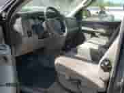 2005 Dodge 1500 SLT с VIN 1D7HU16DX5J650307, выставлен на аукционе Copart как лот 71852515 с пробегом 157 927 миль миль и Списание • Salvage title. История ставок и продаж доступна на DreamBid. Изображение 8.