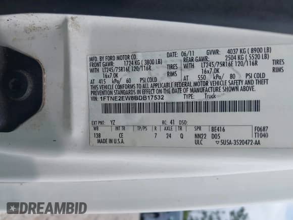 2011 Ford Econoline Cargo Commercial z VIN 1FTNE2EW8BDB17532, wystawiony jako IAAI lot #43024707 z przebiegiem 391 765 mil mil oraz . Historia ofert i sprzedaży dostępna na DreamBid. Obrazek 9.