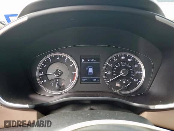 2020 Hyundai Santa Fe SE с VIN 5NMS23AD5LH270335, выставлен на аукционе Copart как лот 67881985 с пробегом 70 367 миль миль и Списание • Salvage title. История ставок и продаж доступна на DreamBid. Изображение 9.