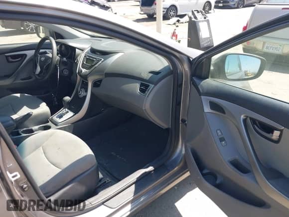 2012 Hyundai Elantra Limited with VIN 5NPDH4AE4CH091387, listed as a IAAI auction lot 42896346 with 158,132 mi miles and . Bid and sale history available at DreamBid. Image 5.