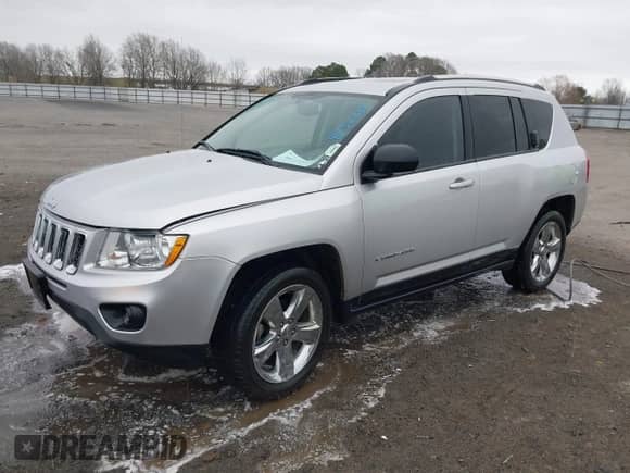 2012 Jeep Compass Limited z VIN 1C4NJCCB3CD511555, wystawiony jako IAAI lot #41752339 z przebiegiem 128 435 mil mil oraz . Historia ofert i sprzedaży dostępna na DreamBid. Obrazek 2.