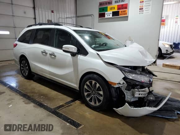 2021 Honda Odyssey EX-L z VIN 5FNRL6H79MB029717, wystawiony jako Copart lot #62089175 z przebiegiem Nie podano mil oraz Szkoda całkowita • Salvage title. Historia ofert i sprzedaży dostępna na DreamBid. Obrazek 4.