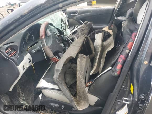 2011 Lexus IS 250 with VIN JTHCF5C23B5046254, listed as a Copart auction lot 60867845 with 161,922 mi miles and Non repairable. Bid and sale history available at DreamBid. Image 7.