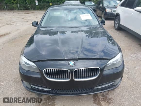 2013 BMW 5 Series 535i xDrive с VIN WBAFU7C58DDU67371, выставлен на аукционе IAAI как лот 42747753 с пробегом 137 150 миль миль и . История ставок и продаж доступна на DreamBid. Изображение 12.