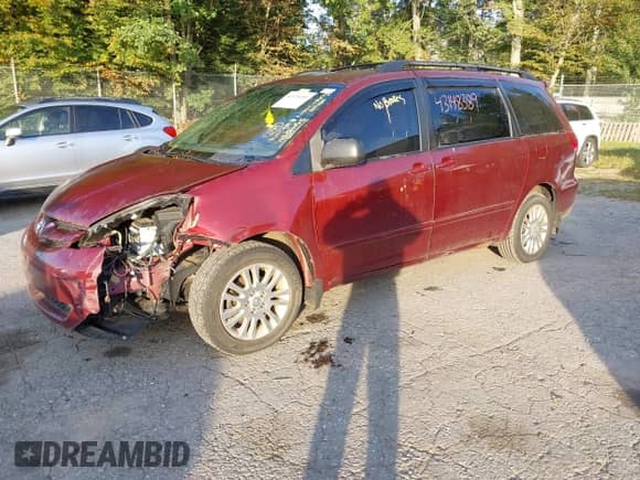 2008 Toyota Sienna LE with VIN 5TDBK23C48S013637, listed as a IAAI auction lot 43148389 with 207,661 mi miles and . Bid and sale history available at DreamBid. Image 2.