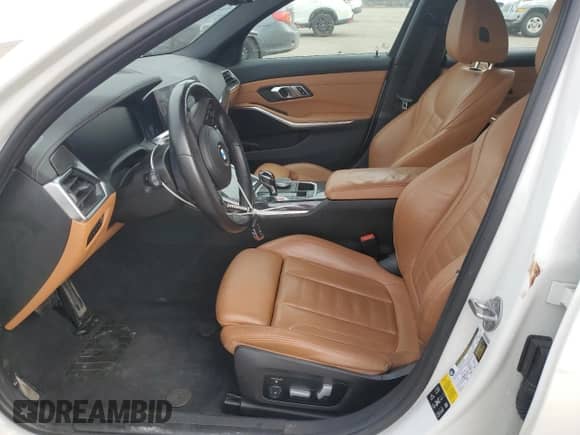 2021 BMW 3 Series M340i xDrive с VIN 3MW5U9J02M8C13375, выставлен на аукционе Copart как лот 61607005 с пробегом 74 107 миль миль и Списание • Salvage title. История ставок и продаж доступна на DreamBid. Изображение 7.