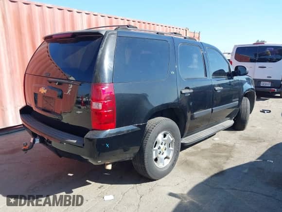 2007 Chevrolet Tahoe LS с VIN 1GNFC13C17R286483, выставлен на аукционе IAAI как лот 43230524 с пробегом 278 930 миль миль и . История ставок и продаж доступна на DreamBid. Изображение 4.
