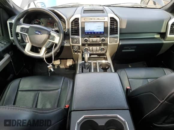 2020 Ford F-150 XL with VIN 1FTEW1E43LFB16588, listed as a Copart auction lot 70456075 with 175,931 mi miles and Salvage title. Bid and sale history available at DreamBid. Image 8.