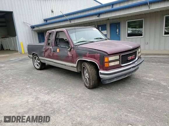 1998 GMC Sierra 1500 z VIN 1GTEC19W2WE548846, wystawiony jako Copart lot #44372455 z przebiegiem 290 769 mil mil oraz Szkoda całkowita • Salvage title. Historia ofert i sprzedaży dostępna na DreamBid. Obrazek 10.