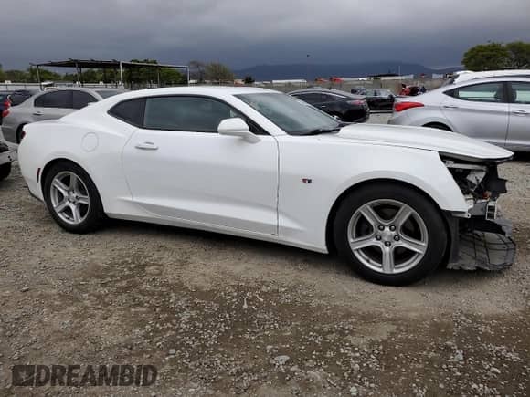 2017 Chevrolet Camaro 2LT z VIN 1G1FC1RX5H0187683, wystawiony jako Copart lot #55844005 z przebiegiem 73 118 mil mil oraz Szkoda całkowita • Salvage title. Historia ofert i sprzedaży dostępna na DreamBid. Obrazek 4.