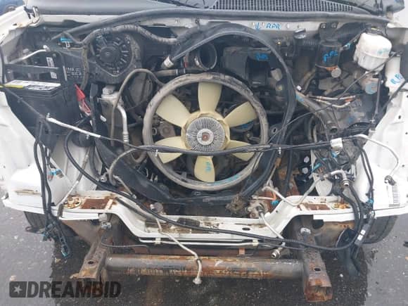 2019 Chevrolet Express Cargo с VIN 1GCWGBFP9K1193039, выставлен на аукционе IAAI как лот 42482812 с пробегом 152 787 миль миль и . История ставок и продаж доступна на DreamBid. Изображение 10.