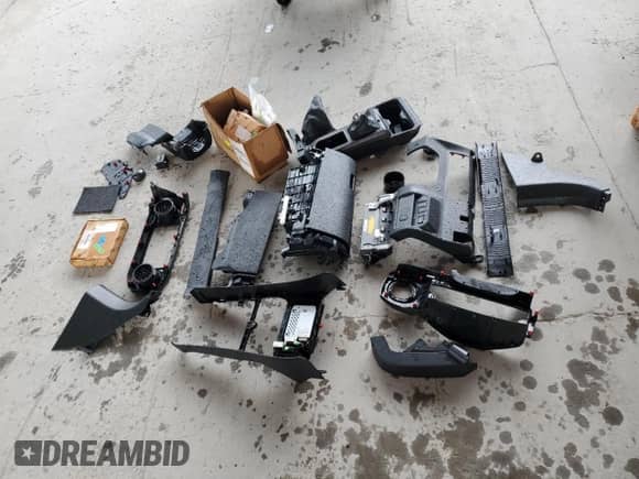 2022 Toyota Tacoma SR5 с VIN 3TMBZ5DN5NM036546, выставлен на аукционе Copart как лот 70096855 с пробегом 25 000 миль миль и Списание • Salvage title. История ставок и продаж доступна на DreamBid. Изображение 12.