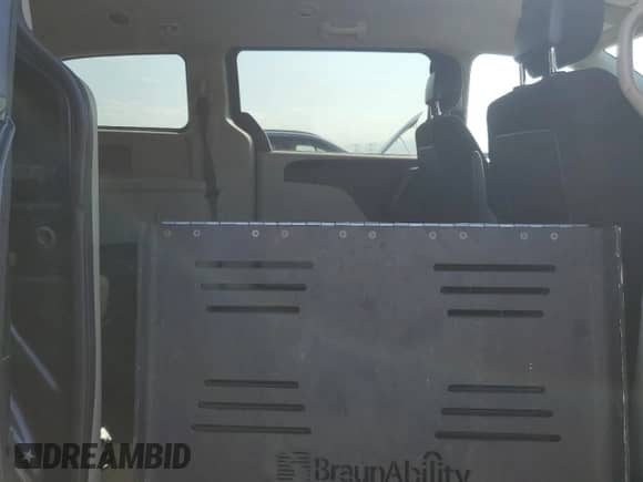 2012 Dodge Grand Caravan SXT with VIN 2C4RDGCG2CR356764, listed as a Copart auction lot 80311805 with 142,603 mi miles and Salvage title. Bid and sale history available at DreamBid. Image 11.