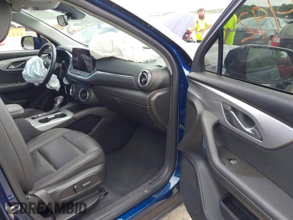 2023 Chevrolet Blazer LT с VIN 3GNKBJRS9PS155766, выставлен на аукционе IAAI как лот 42724492 с пробегом 65 359 миль миль и . История ставок и продаж доступна на DreamBid. Изображение 5.