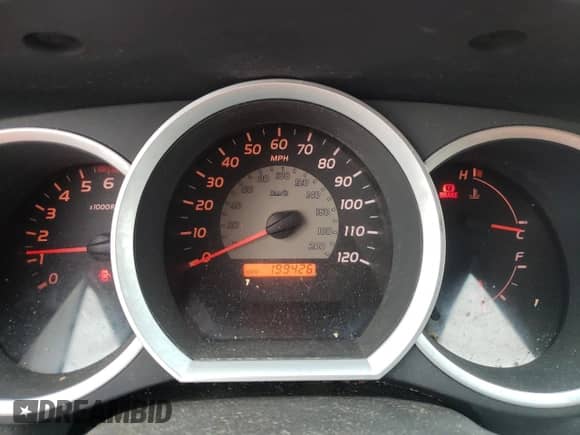 2006 Toyota Tacoma with VIN 5TEUX42N66Z303001, listed as a Copart auction lot 90533285 with 199,426 mi miles and Clean title. Bid and sale history available at DreamBid. Image 9.