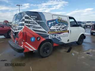 2002 Chevrolet Astro Cargo with VIN 1GCDM19X32B135766, listed as a Copart auction lot 43065765 with Not provided miles and Salvage title. Bid and sale history available at DreamBid. Image 3.