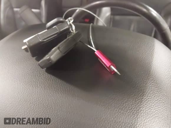 2017 Chevrolet Silverado 1500 LT z VIN 3GCUKRECXHG165368, wystawiony jako IAAI lot #43071774 z przebiegiem 206 163 mil mil oraz . Historia ofert i sprzedaży dostępna na DreamBid. Obrazek 11.