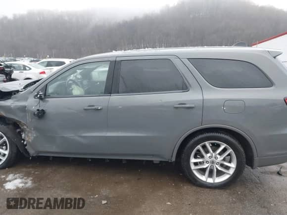 2023 Dodge Durango GT z VIN 1C4RDJDG1PC556514, wystawiony jako IAAI lot #41190616 z przebiegiem 28 806 mil mil oraz . Historia ofert i sprzedaży dostępna na DreamBid. Obrazek 15.