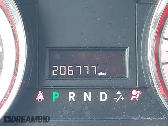 2013 Dodge Grand Caravan SXT z VIN 2C4RDGCG6DR580721, wystawiony jako IAAI lot #43040666 z przebiegiem 206 777 mil mil oraz . Historia ofert i sprzedaży dostępna na DreamBid. Obrazek 16.