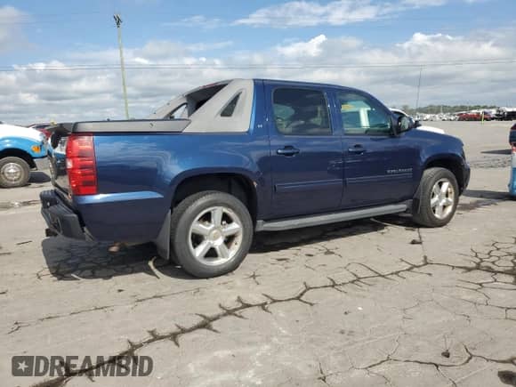 2011 Chevrolet Avalanche LT с VIN 3GNTKFE32BG282533, выставлен на аукционе Copart как лот 68338955 с пробегом 176 331 миль миль и Списание • Salvage title. История ставок и продаж доступна на DreamBid. Изображение 3.