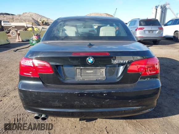 2013 BMW 3 Series 328i с VIN WBADW7C53DE732757, выставлен на аукционе IAAI как лот 43523498 с пробегом 52 501 миль миль и . История ставок и продаж доступна на DreamBid. Изображение 16.