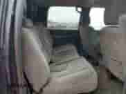 2005 Chevrolet Silverado 1500HD LT z VIN 1GCGK13UX5F820751, wystawiony jako Copart lot #57656495 z przebiegiem 246 321 mil mil oraz Czysty tytuł • Clean title. Historia ofert i sprzedaży dostępna na DreamBid. Obrazek 10.