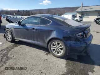 2008 Hyundai Tiburon GS с VIN KMHHM66D28U285238, выставлен на аукционе Copart как лот 45735275 с пробегом 94 985 миль миль и Списание • Salvage title. История ставок и продаж доступна на DreamBid. Изображение 4.