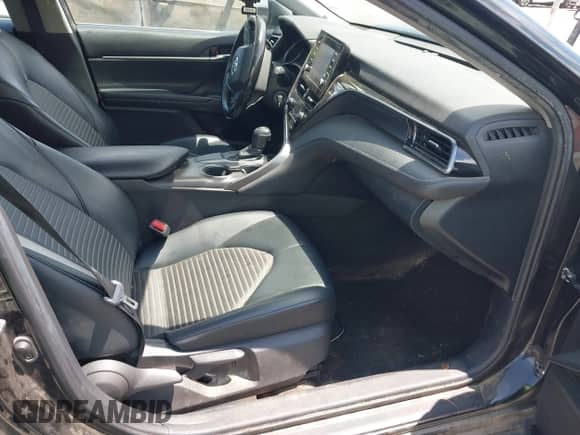 2021 Toyota Camry SE with VIN 4T1G11AK5MU404407, listed as a IAAI auction lot 42997960 with 155,618 mi miles and . Bid and sale history available at DreamBid. Image 5.