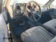 1991 GMC Sierra 1500 с VIN 1GTDK14K2ME501736, выставлен на аукционе Copart как лот 81644004 с пробегом Не указан миль и Чистый • Clean title. История ставок и продаж доступна на DreamBid. Изображение 8.