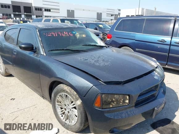 2008 Dodge Charger с VIN 2B3KA43R38H226677, выставлен на аукционе IAAI как лот 42919646 с пробегом 181 542 миль миль и . История ставок и продаж доступна на DreamBid. Изображение 6.