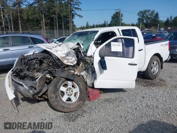 2007 Nissan Frontier Nismo z VIN 1N6AD07W17C434002, wystawiony jako IAAI lot #42173461 z przebiegiem Nie podano mil oraz . Historia ofert i sprzedaży dostępna na DreamBid. Obrazek 2.