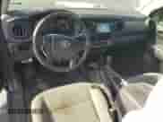 2017 Toyota Tacoma SR с VIN 5TFRX5GN3HX084142, выставлен на аукционе Copart как лот 81060095 с пробегом 129 367 миль миль и Чистый • Clean title. История ставок и продаж доступна на DreamBid. Изображение 8.