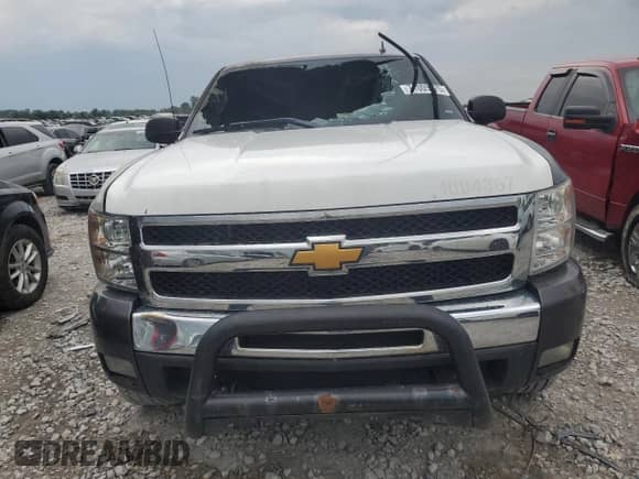 2010 Chevrolet Silverado 1500 LT with VIN 3GCRKSE32AG276967, listed as a Copart auction lot 71005575 with Not provided miles and Non repairable. Bid and sale history available at DreamBid. Image 5.